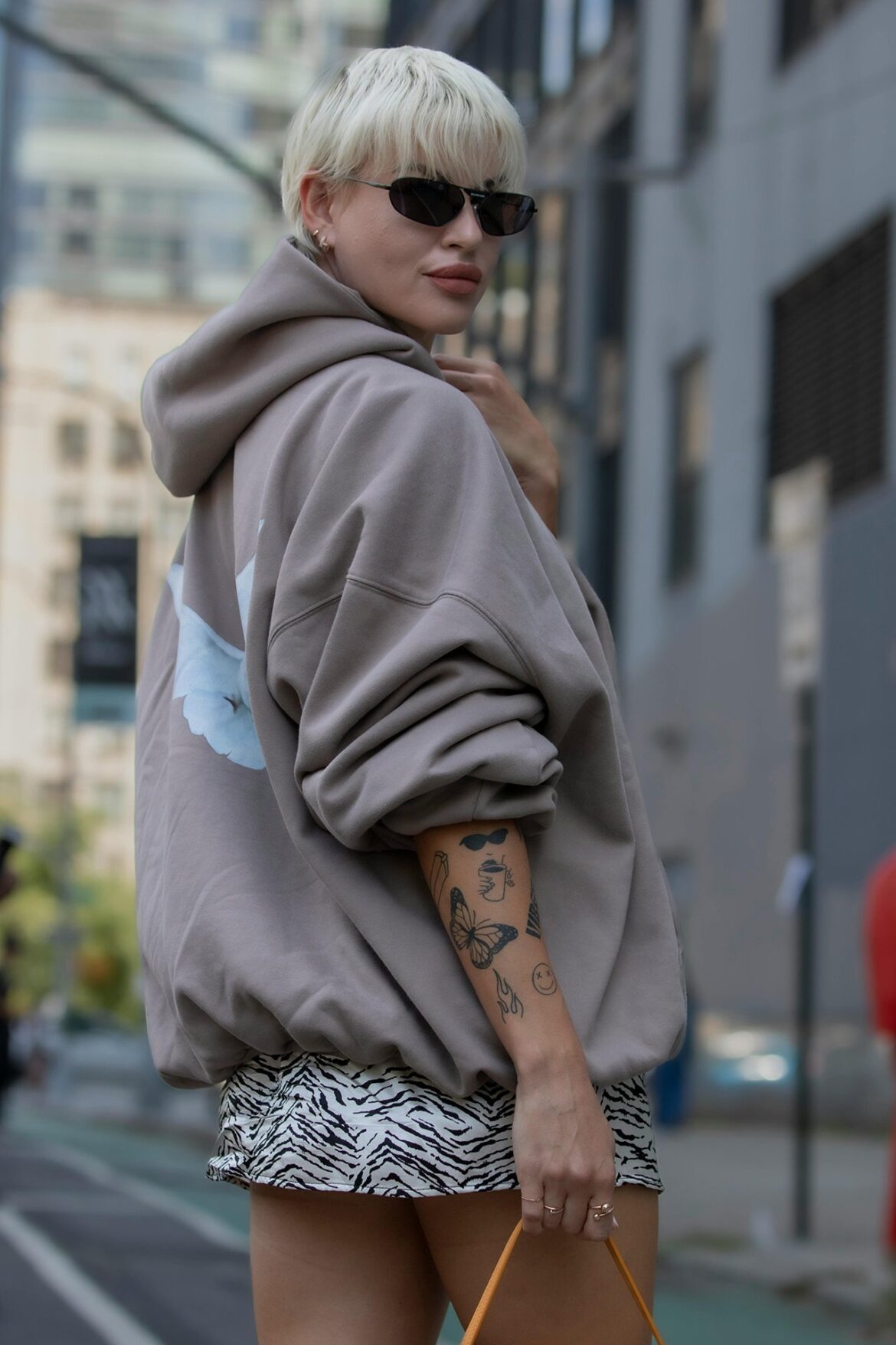 pexels-followingnyc-14683441